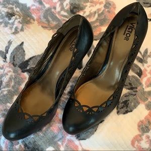 Victor Alfaro high heels sz 9.5